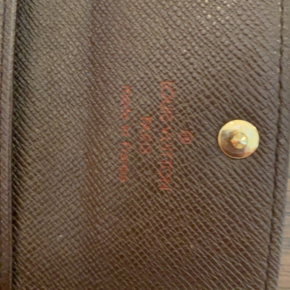 Louis Vuitton Key Holder - Picture 5 of 6